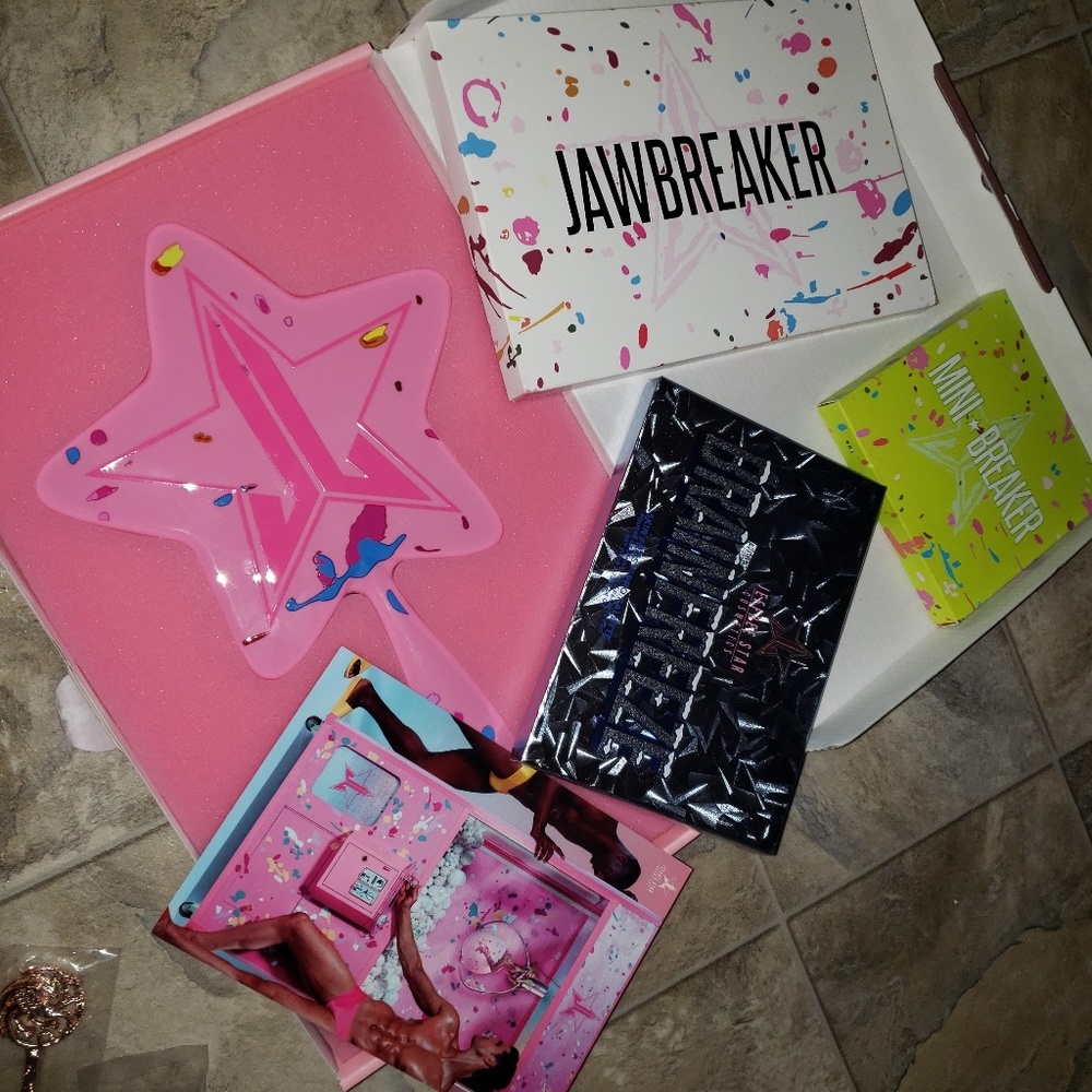 Jeffree Star cosmetic Bundles